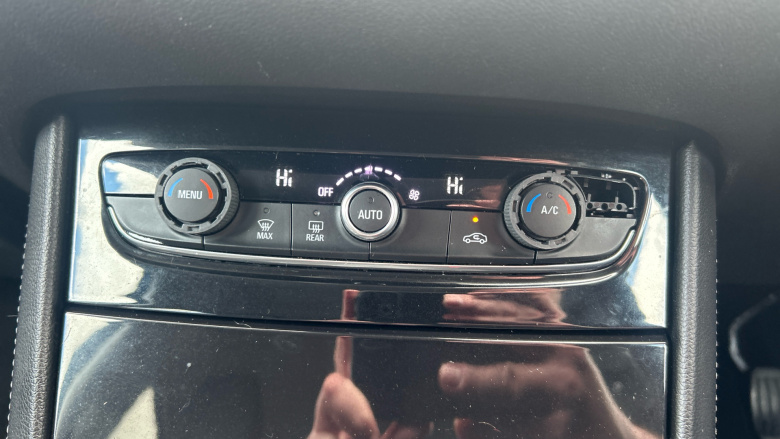 Vauxhall Grandland X 1.2 Turbo Tech Line Nav 5dr Petrol Hatchback